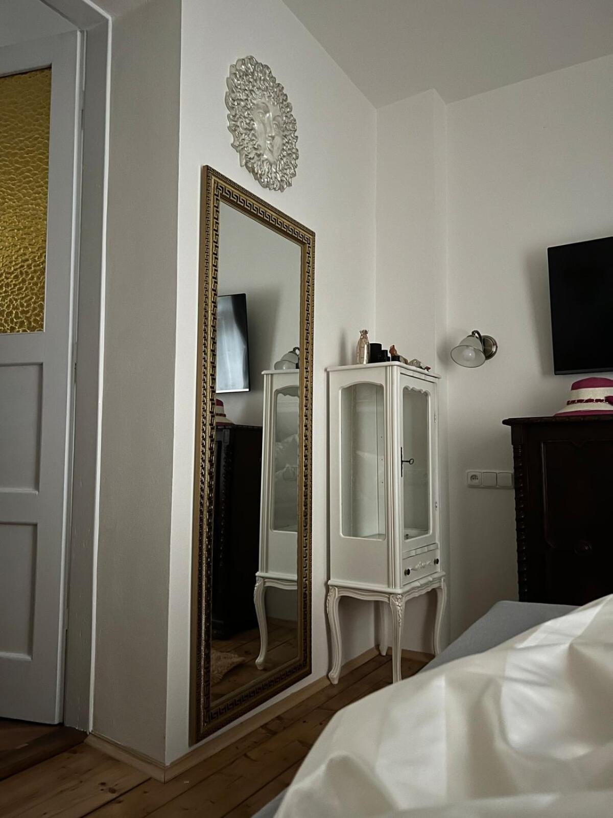 Luxe-boutique * Prague
